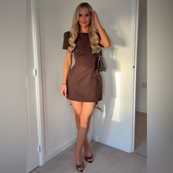 NWT ZARA SHORT PLEATED POCKET DRESS SIZE M - Picture 4 of 10